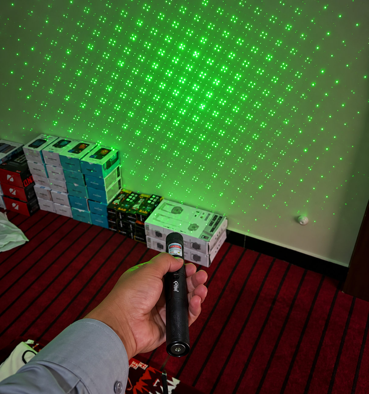 303 Rechargeable Green Laser Pointer – 532nm